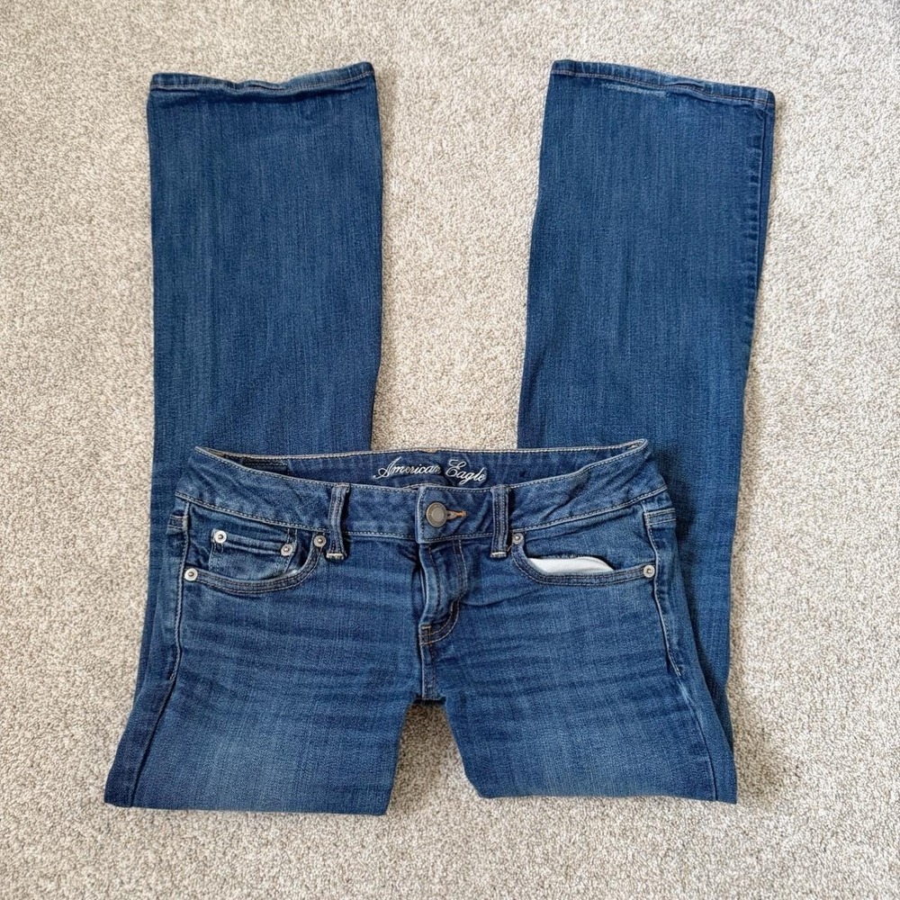 American Eagle Y2K Low Rise Stretch Bootcut Flare Jeans — Size 6